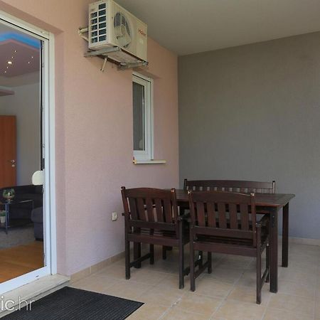 Deluxe Apartment Bagaric Trogir Exterior photo