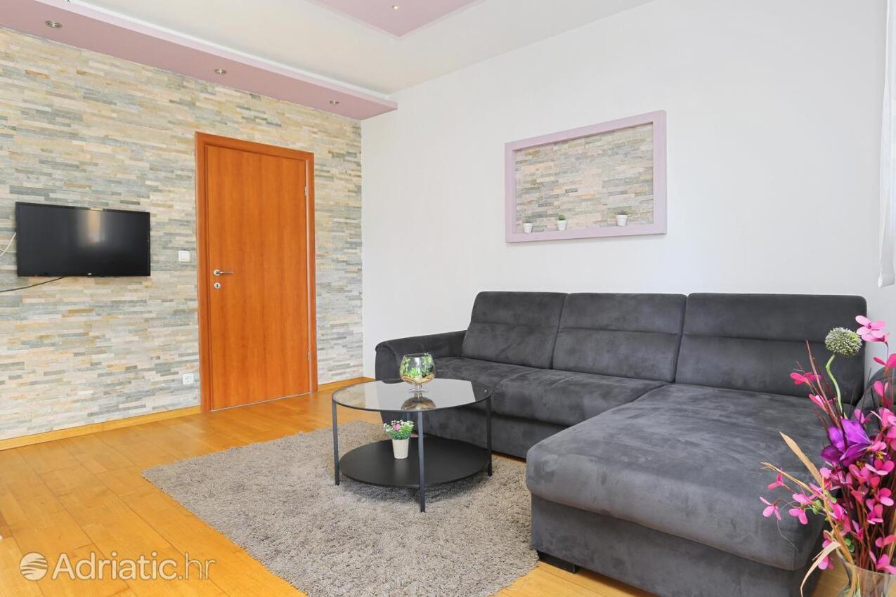 Deluxe Apartment Bagaric Trogir Exterior photo