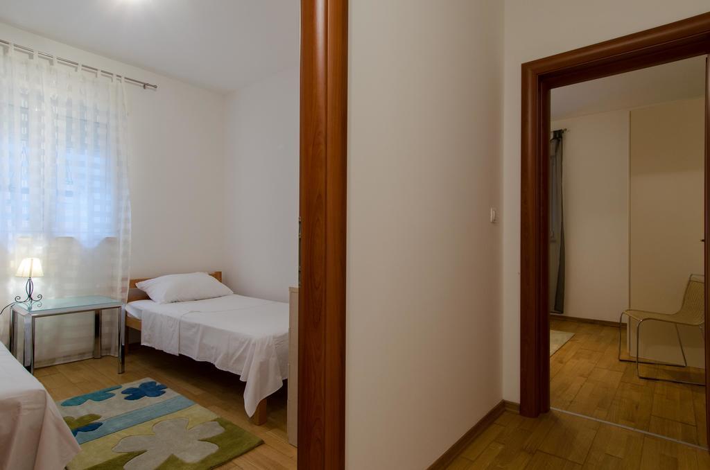 Deluxe Apartment Bagaric Trogir Room photo